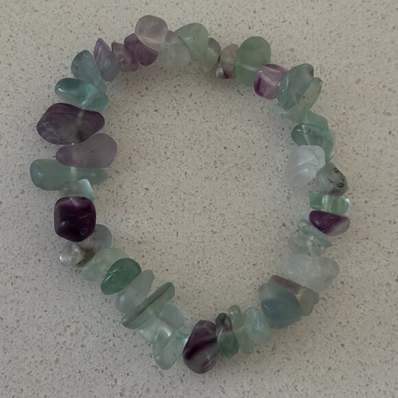 Fluorite Chip Bead Stone Bracelet - Picture 2 of 5